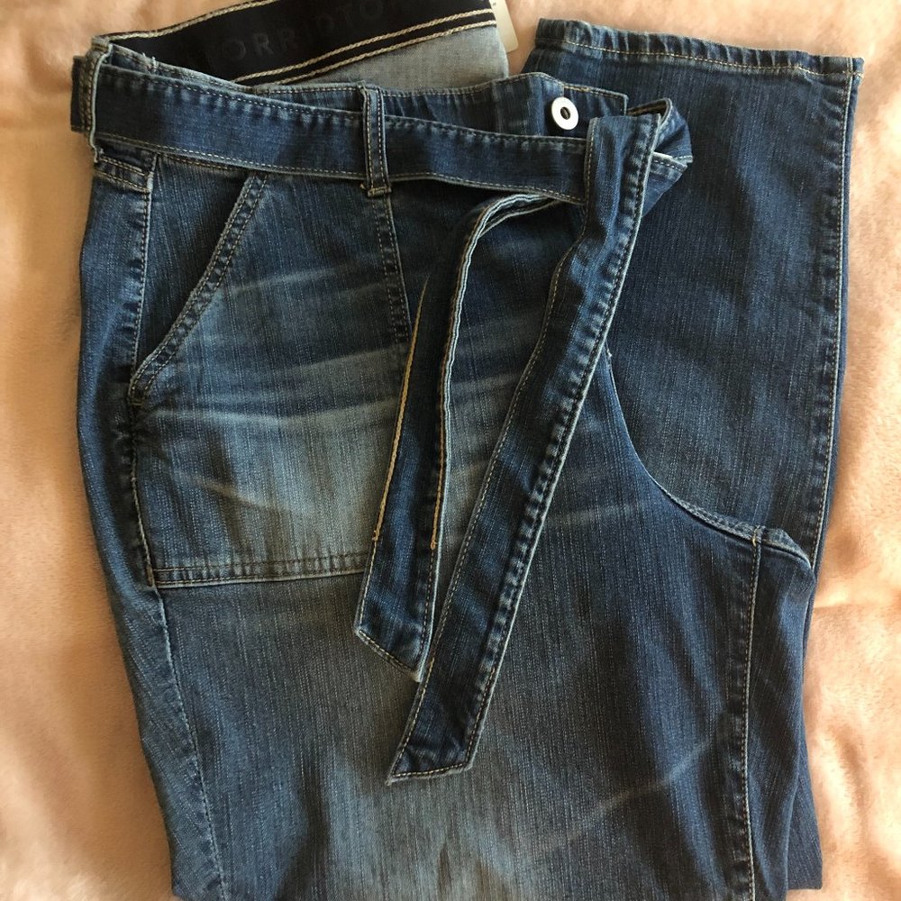 TORRID NWT JEANS